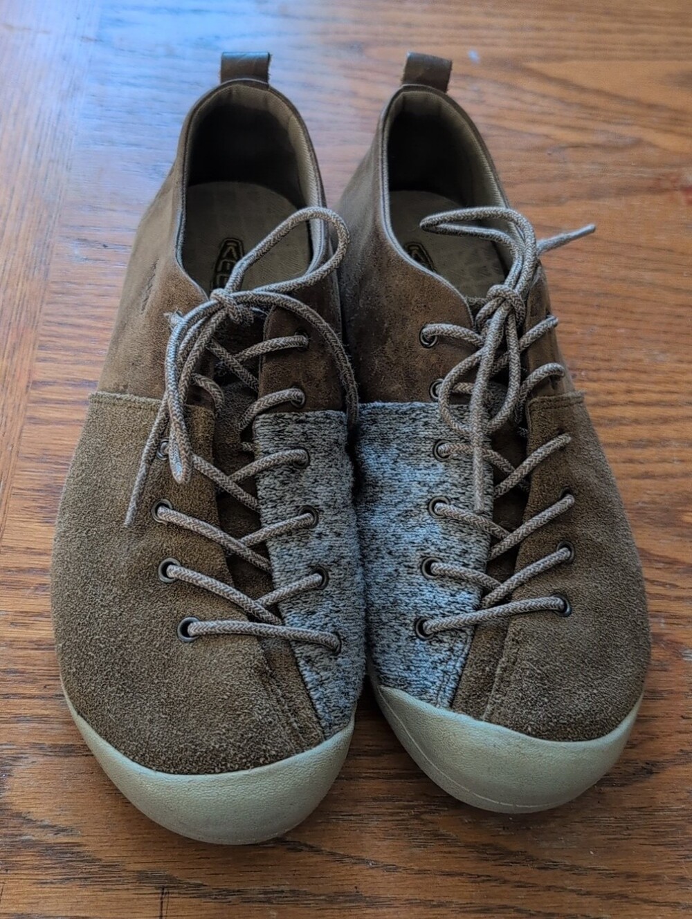 KEEN Brown Suede Knit Comfort Sneakers Womenโs Size 9 Casual Lace Up Shoes